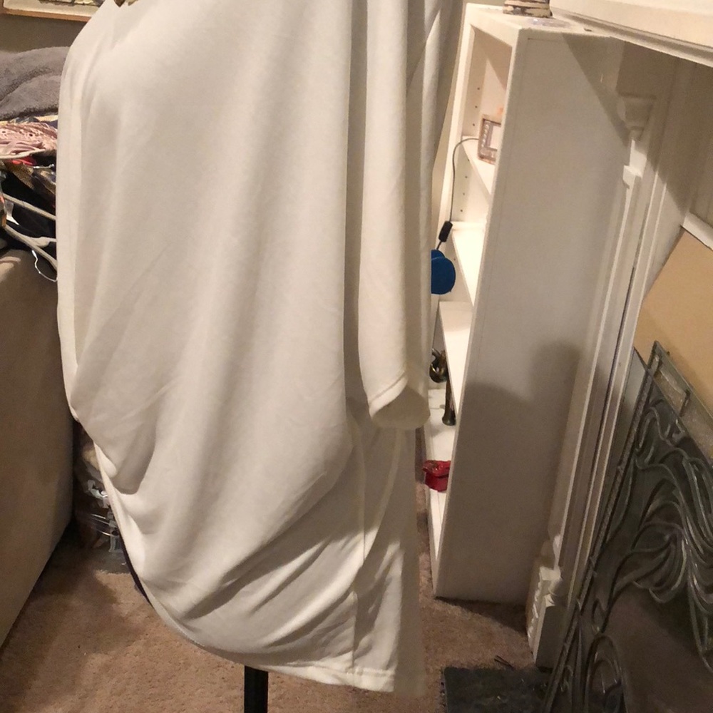 Adorable top - Picture 4 of 7
